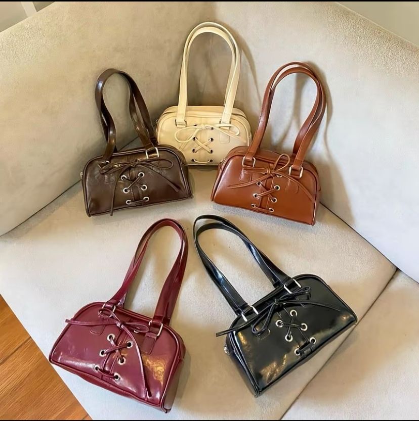 SHOULDERBAG BY ELLY GALLERY